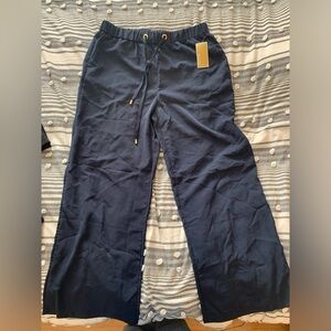 Michael Kors women’s Basics Wide pant legs in Navy Blue